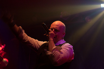 live in concert - Fotos: DragStrip und Still in Search im Kir in Hamburg 