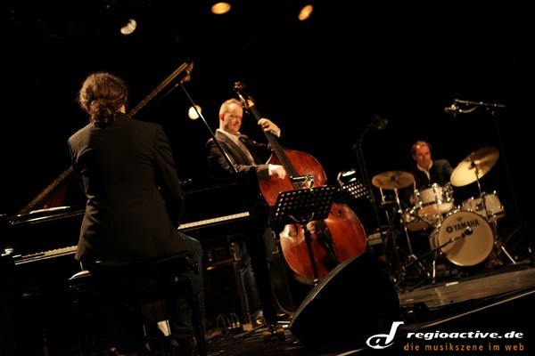 Dieter Ilg - Otello Trio (live in Mannheim, 2010)